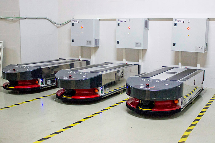 agv robots hospitals