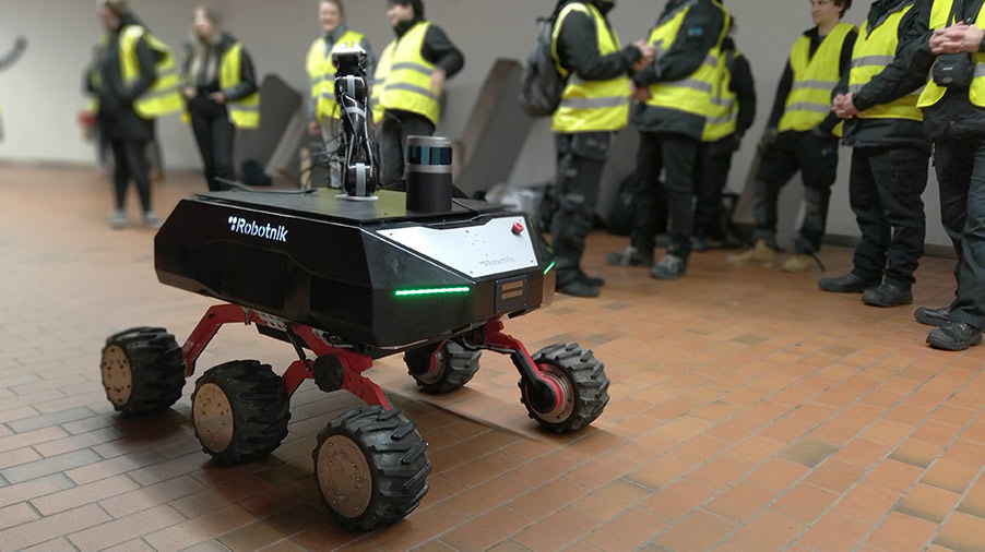Robots for inspection and maintenance tasks